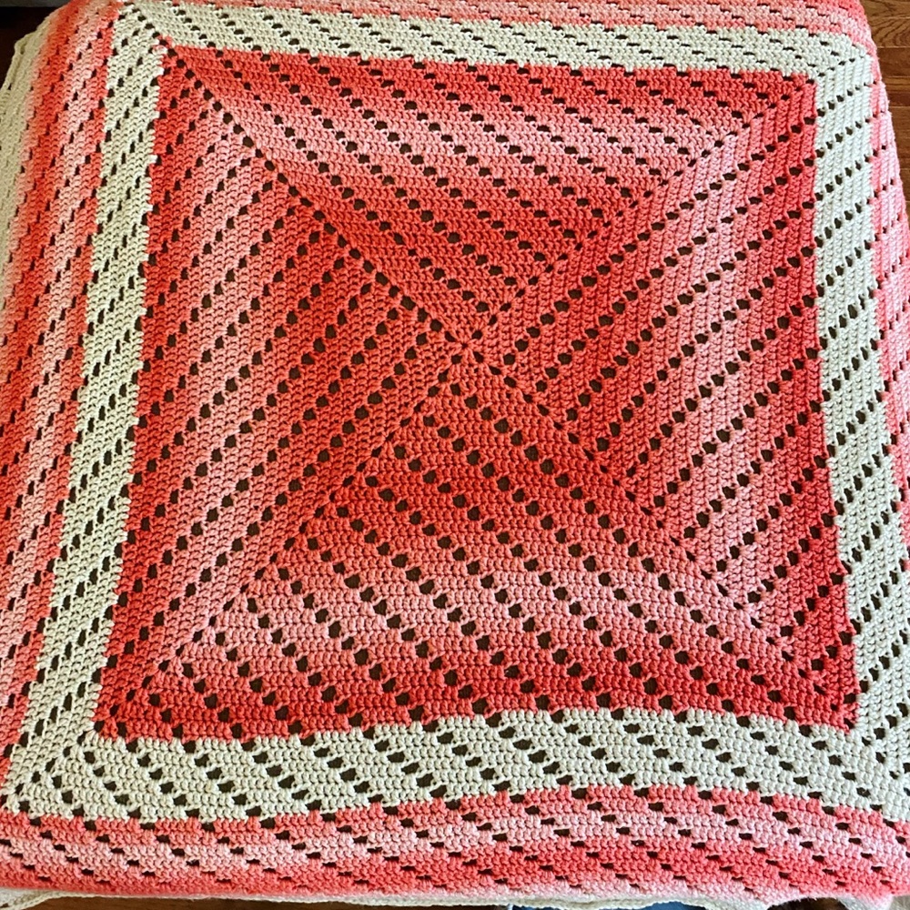 Ombré Coral And Pink Crochet Lap Afghan